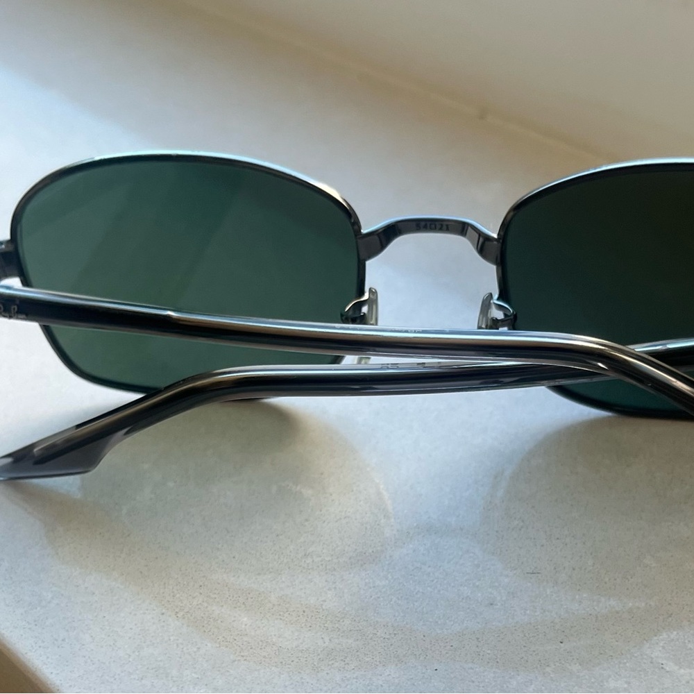 Gunmetal Gray Ray-Ban Rectangular Frame - image 5